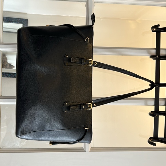 Michael Kors shoulder handbag in excellent condition- 110$ - Picture 2 of 3